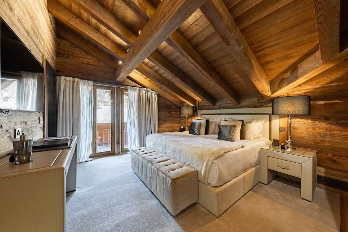 Ultima Gstaad 2BR Residence
