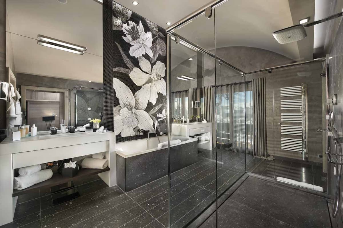 Apartment Emerald, Grandes Alpes Hotel 5*, Courchevel 1850