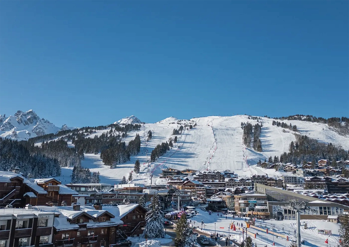 Atmosphere Apartment 902